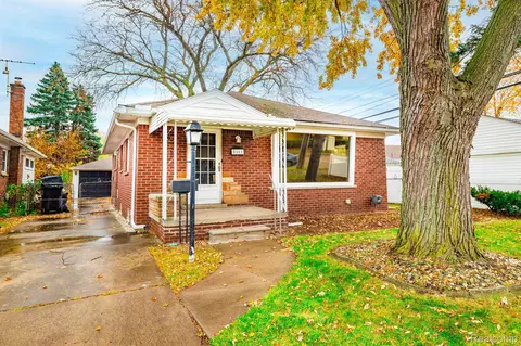 8161 Kolb Ave, Allen Park, MI 48101