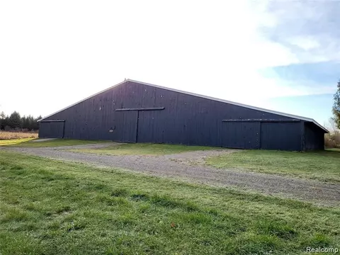 4320 W Oregon Rd, Oregon, MI 48446