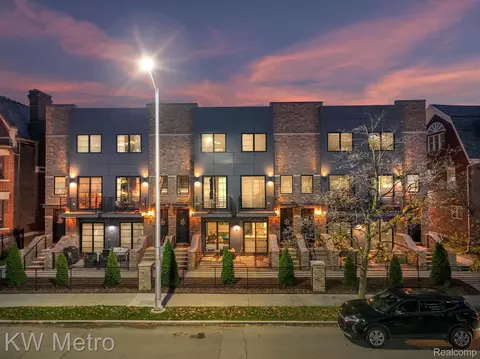 262 Mack Ave #8, Detroit, MI 48201