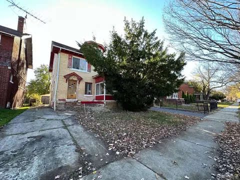 1951 Lawrence St, Detroit, MI 48206