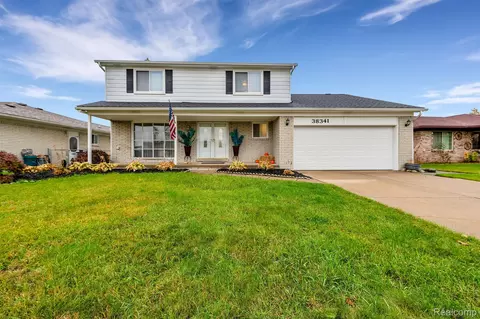 38341 Cameron Dr, Sterling Heights, MI 48310