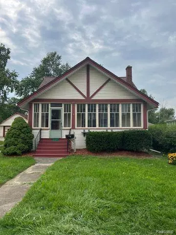 3194 Main St, Marlette, MI 48453
