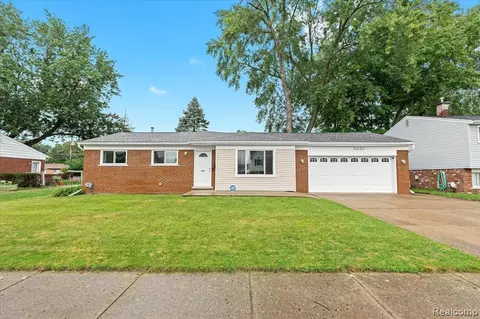 14333 Harrison St, Livonia, MI 48154