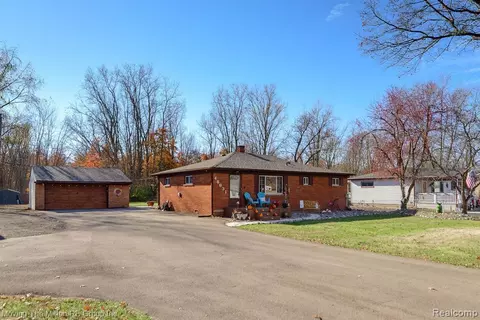 48631 Willis Rd, Belleville, MI 48111