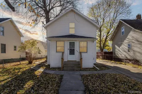 607 Fletcher St, Owosso, MI 48867