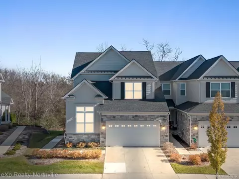42776 Cardinal Way, Novi, MI 48375
