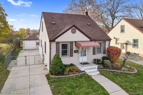 3830 Westpoint St, Dearborn, MI 48124