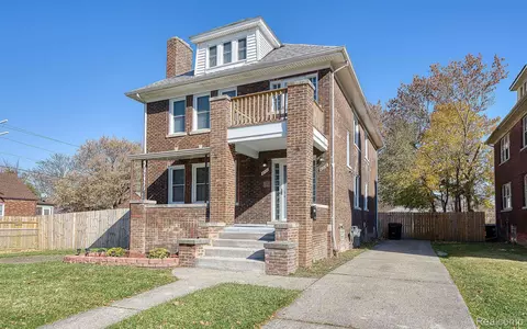 4716 Lakewood St, Detroit, MI 48215