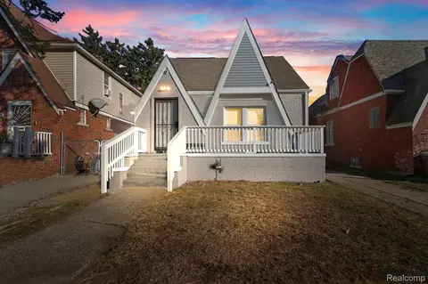 15016 Sorrento St, Detroit, MI 48227