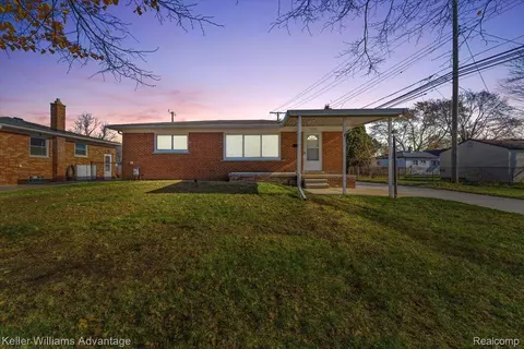 6873 Burr St, Taylor, MI 48180