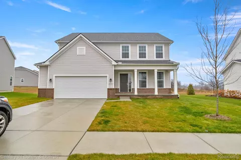2711 Maize Loop, Saline, MI 48176