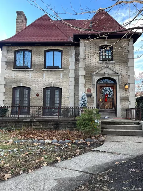 17395 Parkside St, Detroit, MI 48221