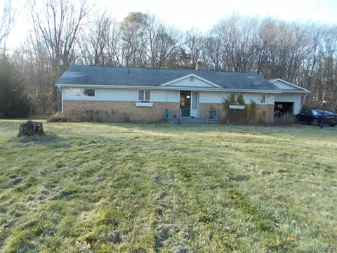 3220 Van Dyke Rd, Almont, MI 48003