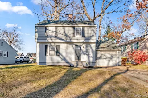120 Sylvan Dr, Monroe, MI 48162