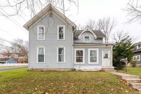 654 Hickory St, Milford, MI 48381
