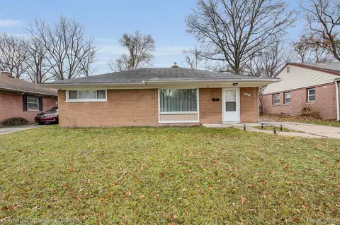 28611 Parkwood St, Inkster, MI 48141