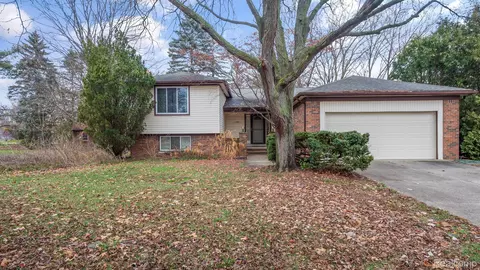3968 Knox Crt Ct, Troy, MI 48083 photo 1