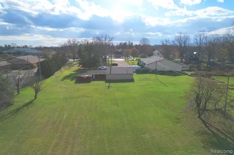 67662 S Main St, Richmond, MI 48062