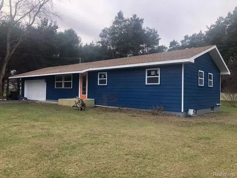 1016 Weeden Rd, Indianfields, MI 48723
