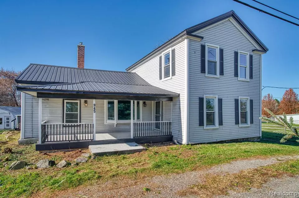 945 Latson Rd, Howell, MI 48843 1 photo Movoto