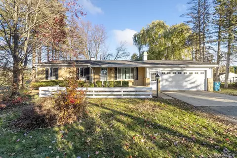 5495 Linden Rd, Mundy, MI 48473