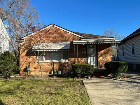 7730 Piedmont St, Detroit, MI 48228