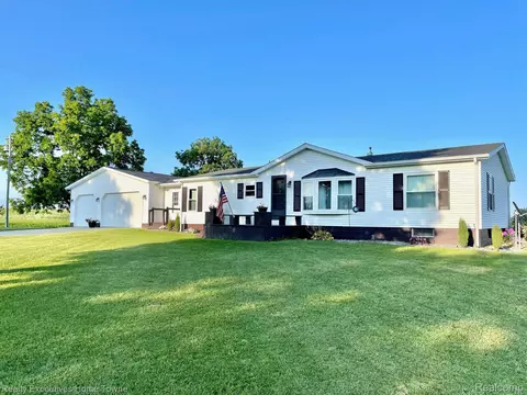 3758 Cedar Run Rd, Ellington, MI 48726