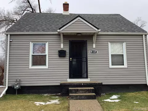 19137 Ashton Ave, Detroit, MI 48219