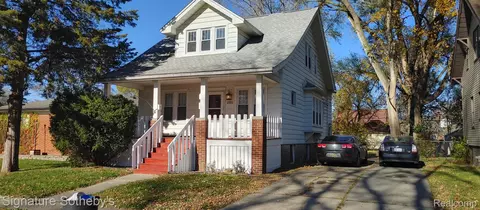 15511 N Park Ave, Eastpointe, MI 48021