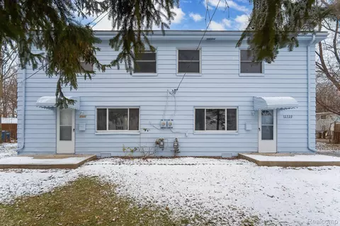 2320-2322 Deerfield, Westland, MI 48186