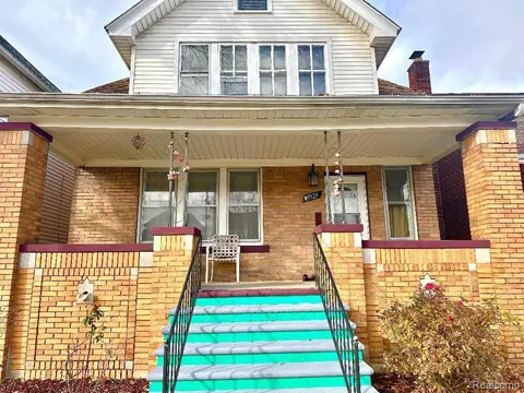 3929 Caniff St, Hamtramck, MI 48212