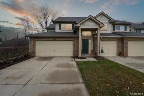 147 S S Vis, Auburn Hills, MI 48326