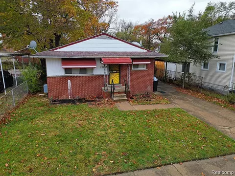 20853 Garden Ln, Royal Oak, MI 48220