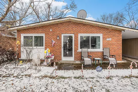 1504 Moulin Ave, Madison Heights, MI 48071