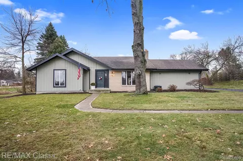 2011 Decker Rd, Walled Lake, MI 48390
