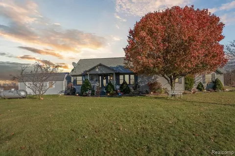 14320 Annabell Rd, Carleton, MI 48117