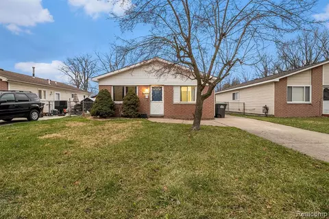 14718 Miller St, Taylor, MI 48180