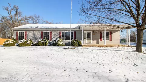 2063 Bradley Ave, Ypsilanti, MI 48198