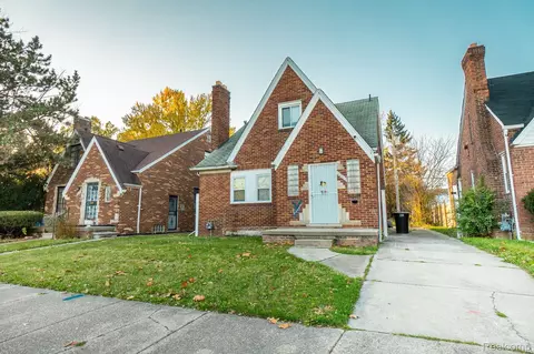 10111 Roxbury St, Detroit, MI 48224