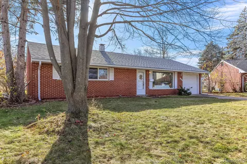 20429 Armanda, Clinton Township, MI 48035