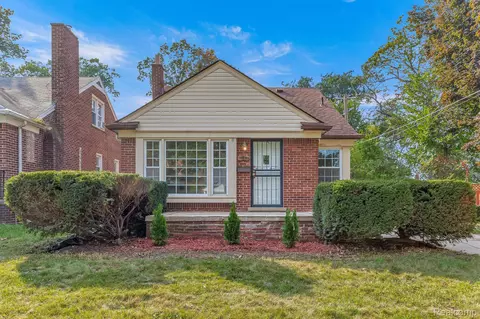 8687 Grayfield St, Dearborn Heights, MI 48127