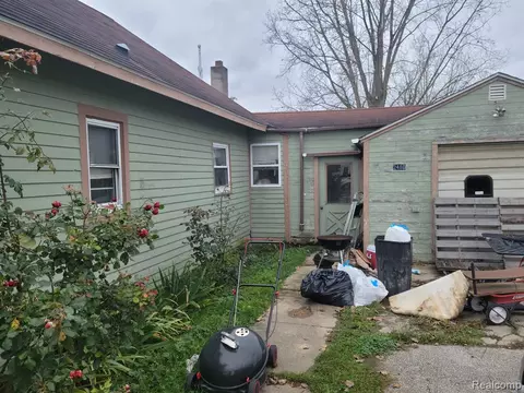 2480 S Sherman Rd, Applegate, MI 48401 photo 1