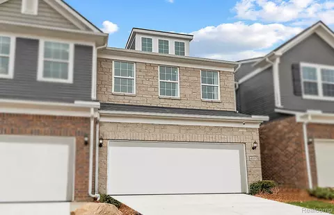 4116 Nottingham Cir, Independence, MI 48346