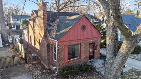 1023 N Vermont Ave, Royal Oak, MI 48067