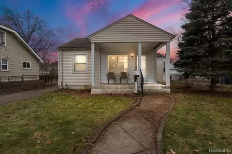 19535 Five Points St, Redford, MI 48240