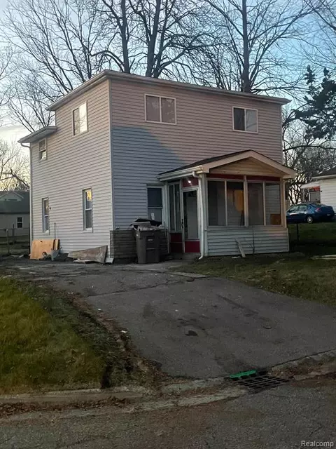 397 Broadway St, Pontiac, MI 48342
