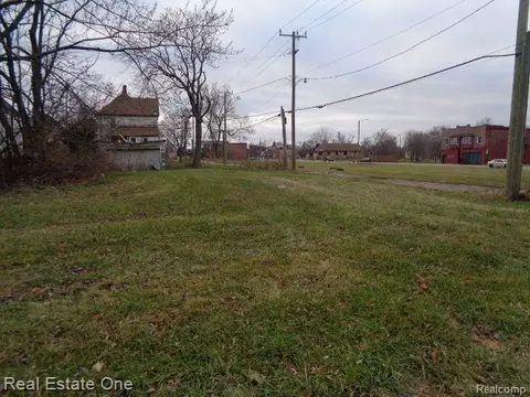3523 Baldwin St, Detroit, MI 48214