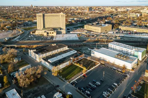 1735 17th St, Detroit, MI 48216