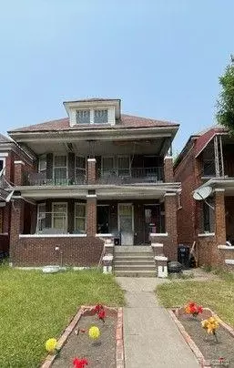 4584 Pacific St, Detroit, MI 48204