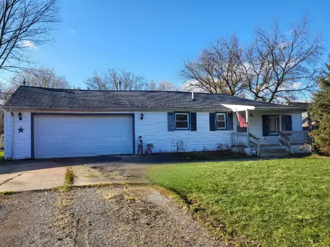 7436 Rory St, Grand Blanc, MI 48439
